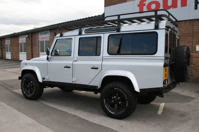 2011 Land Rover Defender 2.4 XS Station Wagon TDCi